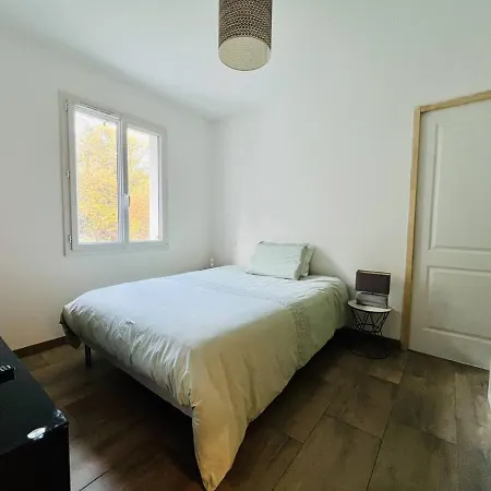 Maison Familiale Au Coeur D'hasparren, 2 Chambres, 2 Salles D'eau, Jardin Cloture, Animaux Acceptes - Fr-1-495-131 *