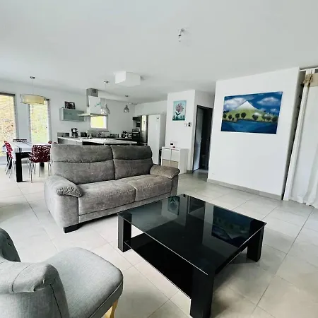 Maison Familiale Au Coeur D'hasparren, 2 Chambres, 2 Salles D'eau, Jardin Cloture, Animaux Acceptes - Fr-1-495-131 Holiday home Hasparren
