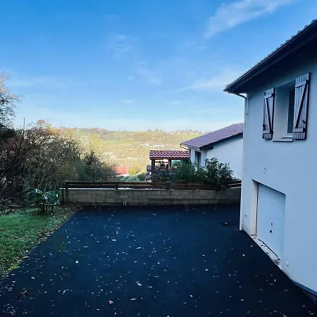 Holiday home Maison Familiale Au Coeur D'hasparren, 2 Chambres, 2 Salles D'eau, Jardin Cloture, Animaux Acceptes - Fr-1-495-131 *